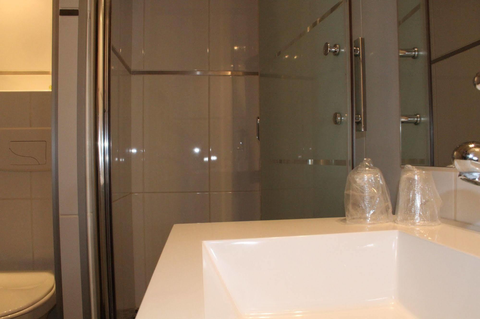 Hotel L'Eau Des Collines Marseille Ngoại thất bức ảnh